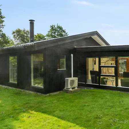 Withger - 1-6km From The Sea By Interhome *